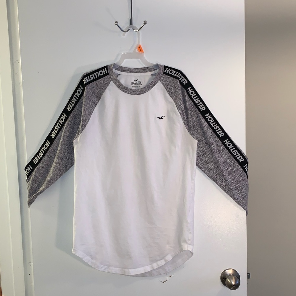 Hollister Curved Hem Tee